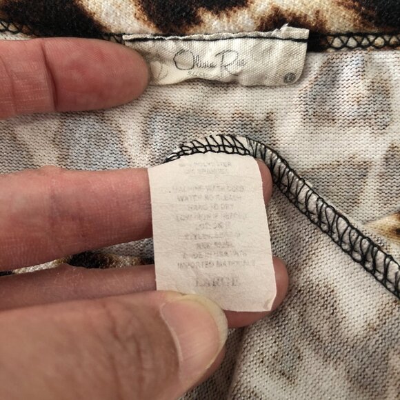 Olivia Rae Top Womens Size L Leopard Print Round Neck Long Sleeve - Picture 6 of 6